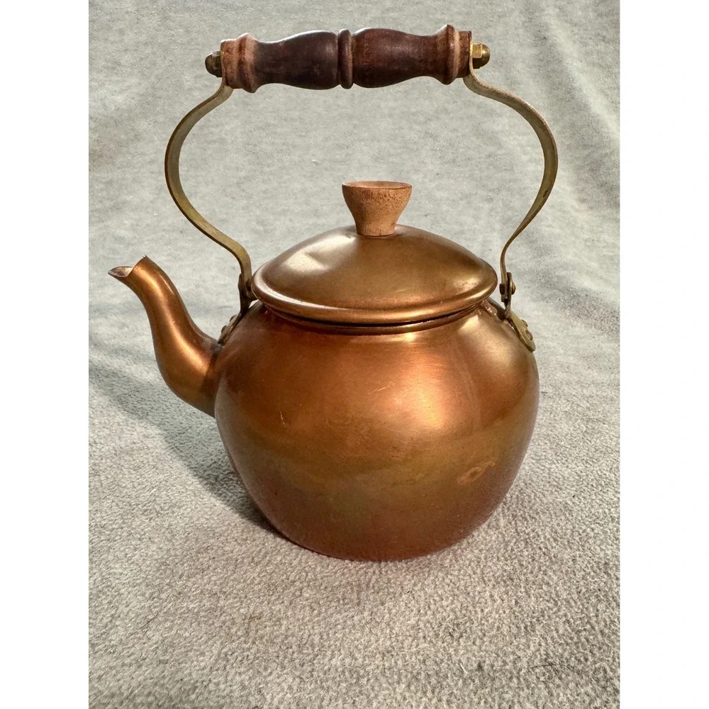 Vintage Copper Tea Kettle Brass‎ Handle Wood Grip Stovetop Decorative Teapot